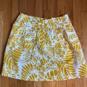 Loft yellow and  white pattern skirt.